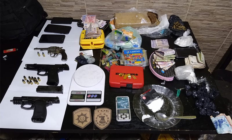 Cuatro detenidos en 8 allanamientos por un crimen