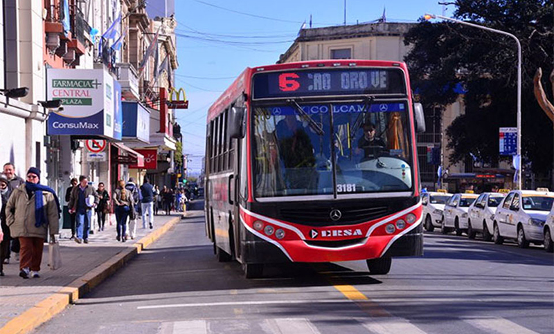 Desde hace 9 días no tienen transporte urbano en Paraná