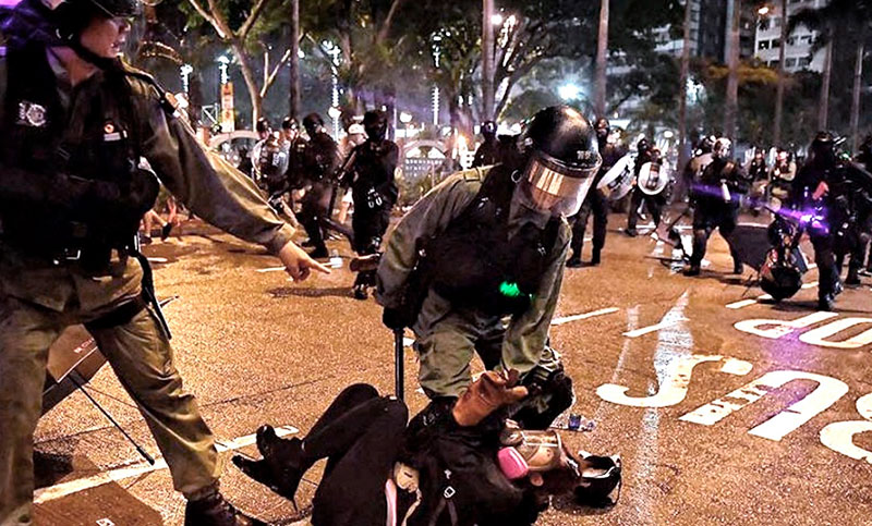 Casi 160 detenidos por las protestas del fin de semana en Hong Kong