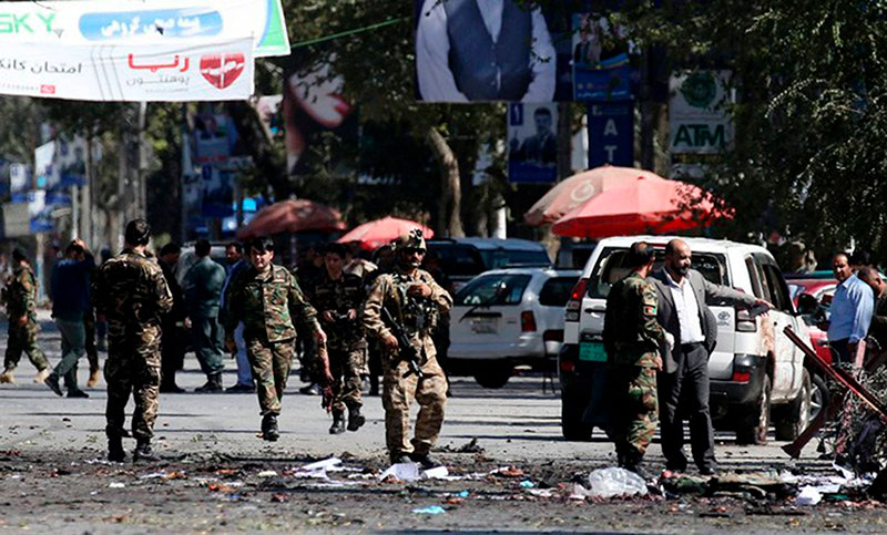 Al menos 10 heridos en un ataque a un edificio gubernamental en Afganistán