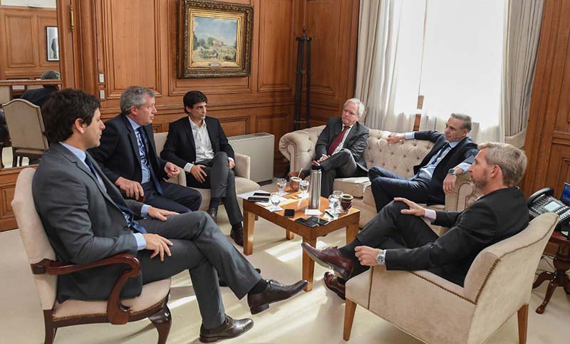 Suspenden el envío del proyecto sobre deuda y la visita de Lacunza al Congreso 