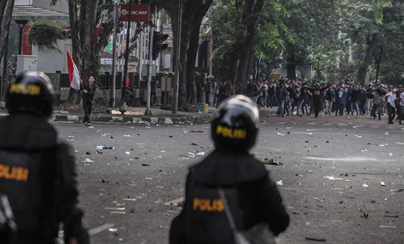 Indonesia: manifestantes cumplen una semana en las calles contra la reforma penal