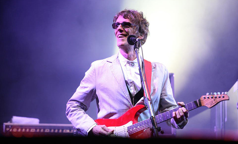 Un joven relató una afectuosa historia con Spinetta y reveló un manuscrito inédito del músico