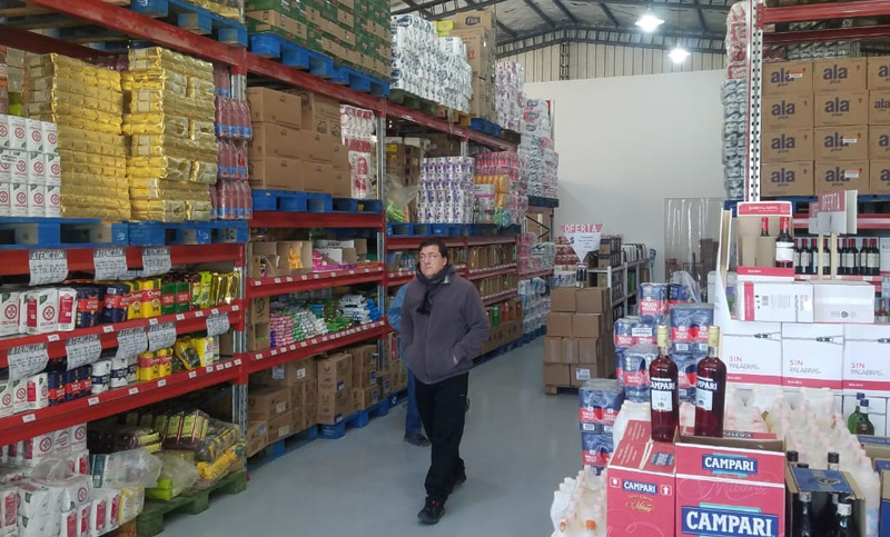 Los precios mayoristas subieron 11,2% en agosto, casi el triple que la inflación minorista