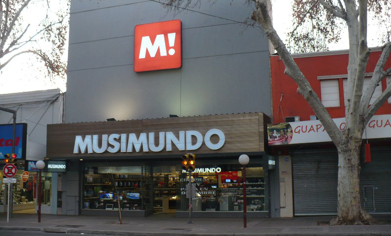 En las últimas 24 horas Musimundo cerró 11 sucursales y despidió a 120 trabajadores