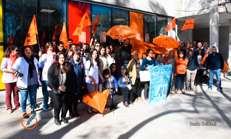 Abrazo solidario al Hospital de Niños por reclamos laborales