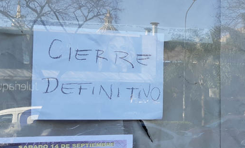 Adiós al histórico bar y pool Sinatra ubicado en Avenida Prellegrini