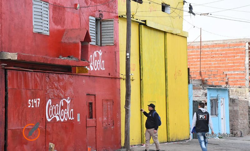 Feroz balacera a una distribuidora dejó un muerto y dos heridos