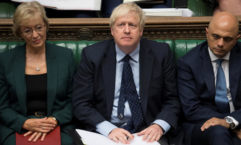 El Parlamento británico se opone al Brexit de Johnson y podría haber elecciones
