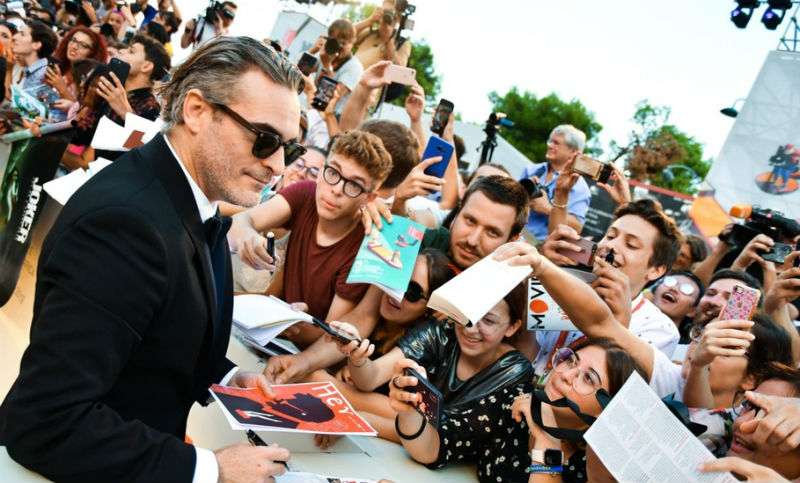 Joaquin Phoenix presentó «Guasón» en Venecia