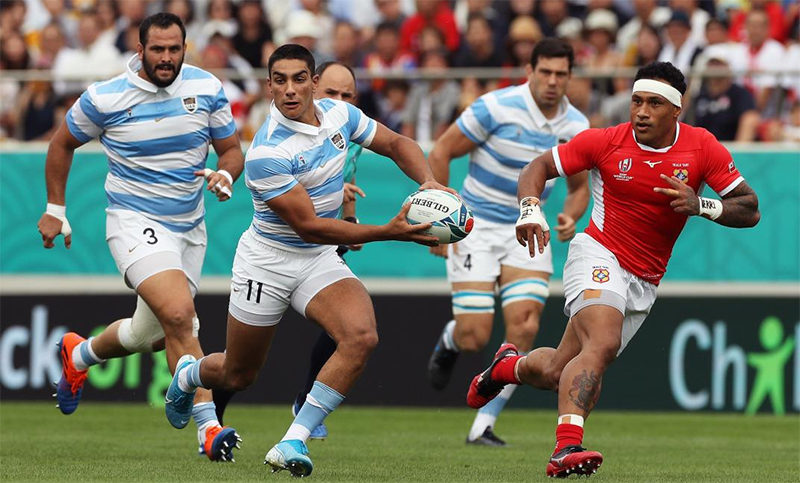 Argentina superó a Tonga en gran partido de Montoya y espera a Inglaterra