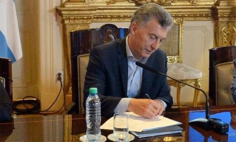 Gobierno homologó el nuevo monto del salario mínimo, que se ajustará en tres etapas