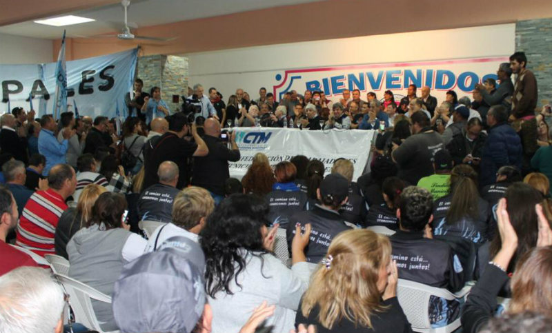 Municipales de todo el país reclaman reapertura de paritarias