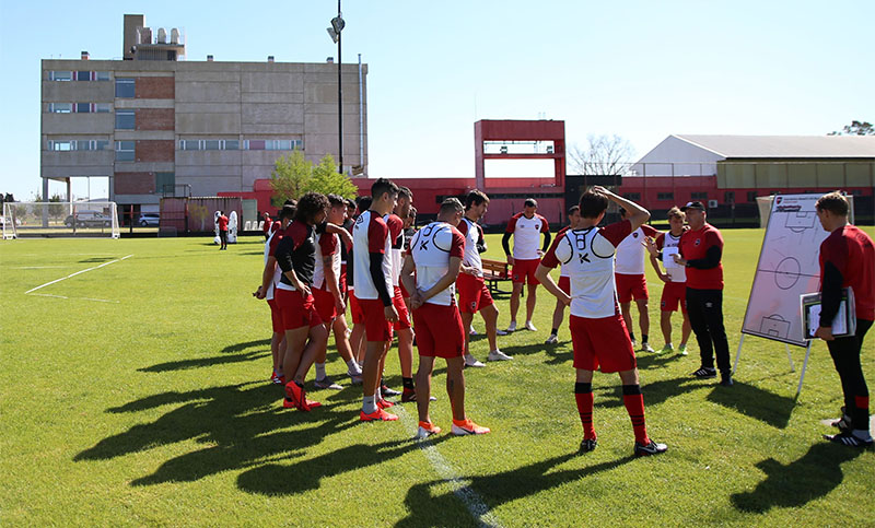 Kudelka tiene en mente repetir equipo contra Boca
