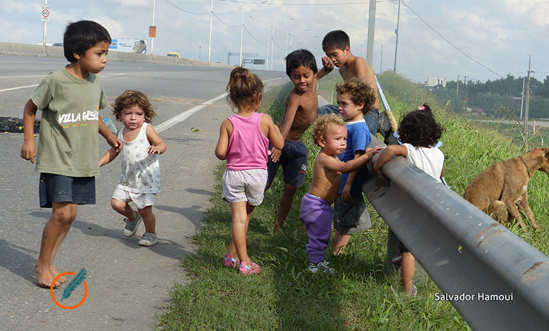 Más de la mitad de los niños argentinos son pobres: 5 millones