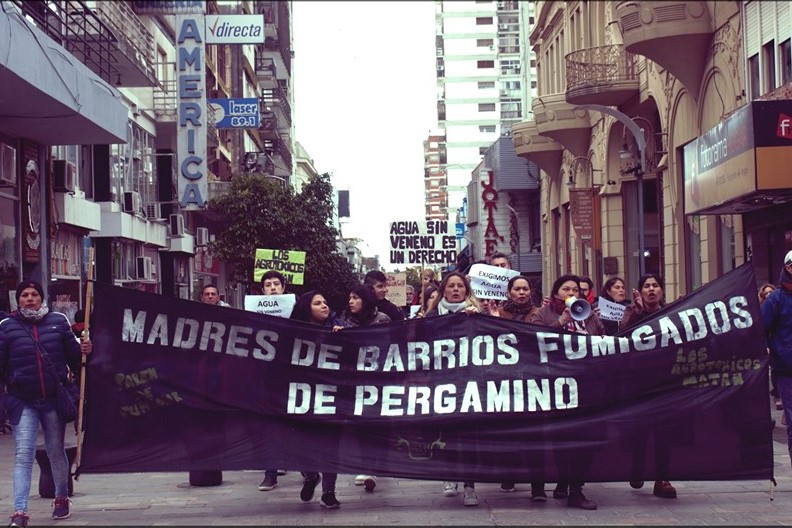 Pergamino: las madres de los barrios fumigados concretaron una nueva marcha