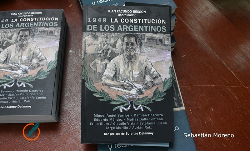 Se presentó el libro «1949. La constitución de los argentinos» en el anfiteatro de la Facultad de Derecho