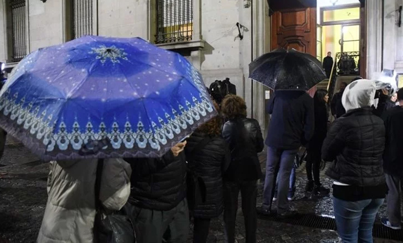 Despiden a Cacho Castaña en la Legislatura porteña