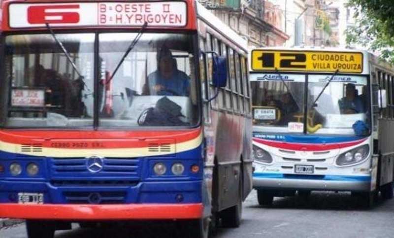 Denuncian 150 despidos de choferes en Tucumán