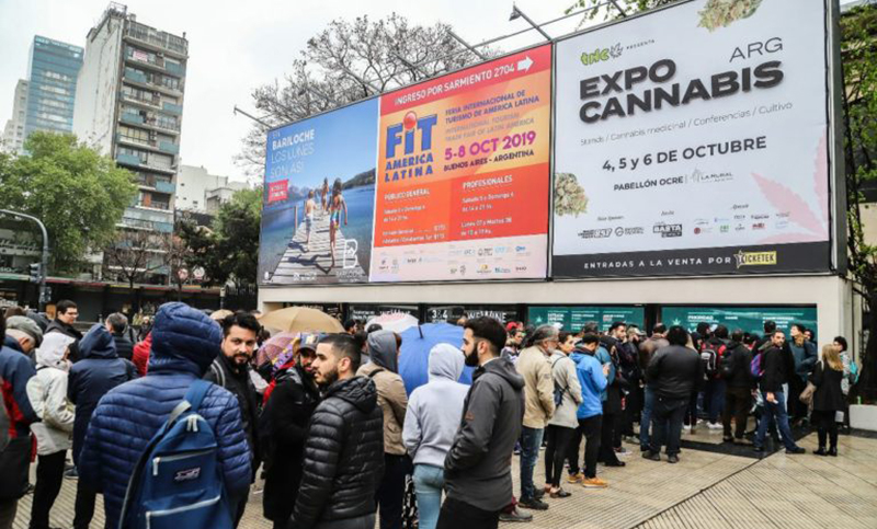 Con una concurrencia masiva, comenzó la Expo Cannabis en La Rural