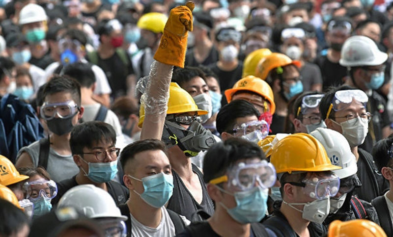 Casi un tercio de los manifestantes detenidos en Hong Kong es menor de edad