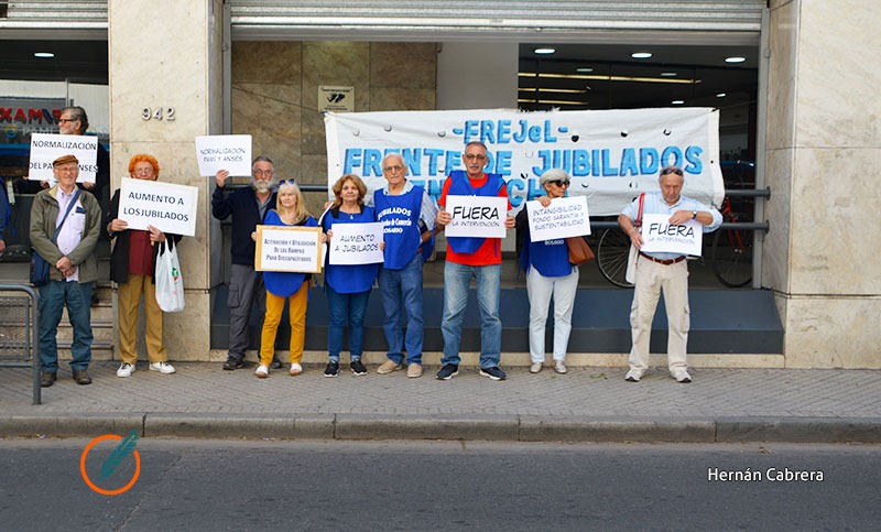 Los jubilados volvieron a movilizarse para que se escuchen sus reclamos