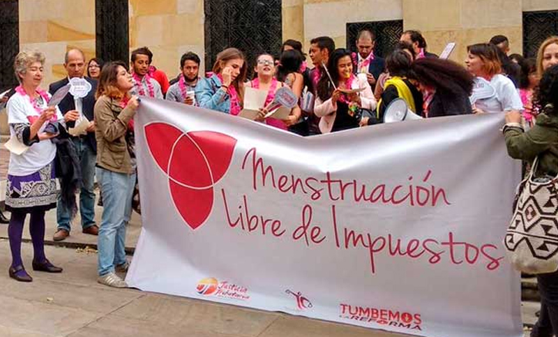 Promueven la eliminación del IVA a las toallitas y que se hable de menstruación en el aula