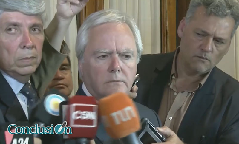Pinedo dice que la expresidenta «actuó con generosidad» dentro de su espacio
