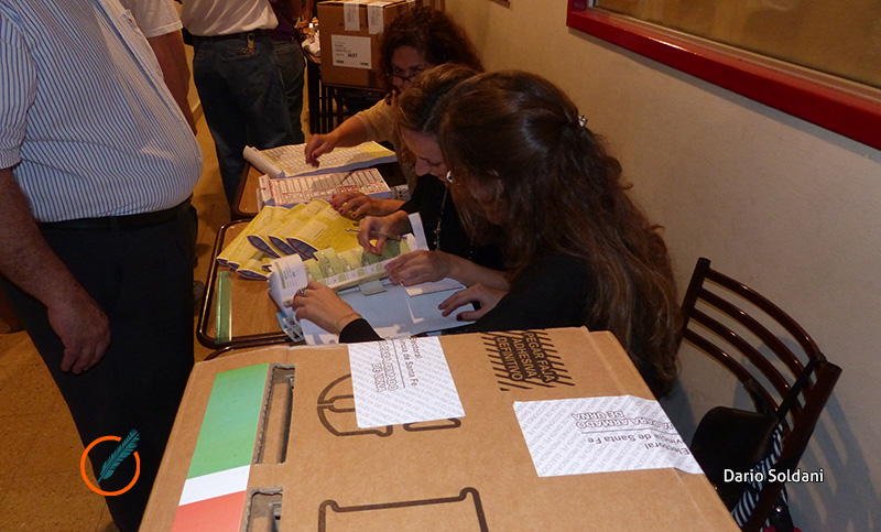 En dos resoluciones, la Cámara Nacional Electoral fijó criterios para suplir autoridades de mesa