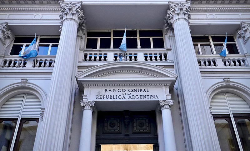 En septiembre se fueron US$ 9.250 millones de los bancos