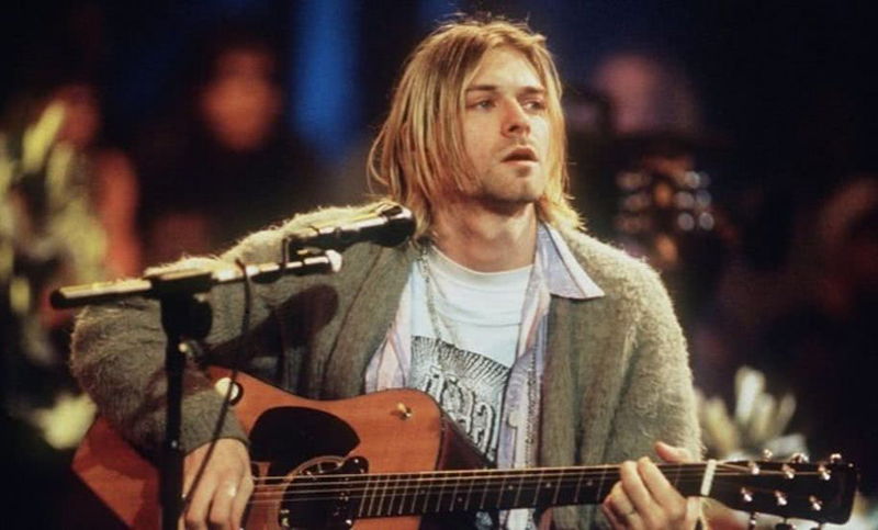 Venden un cárdigan de Kurt Cobain a un rércord de 334.000 dólares