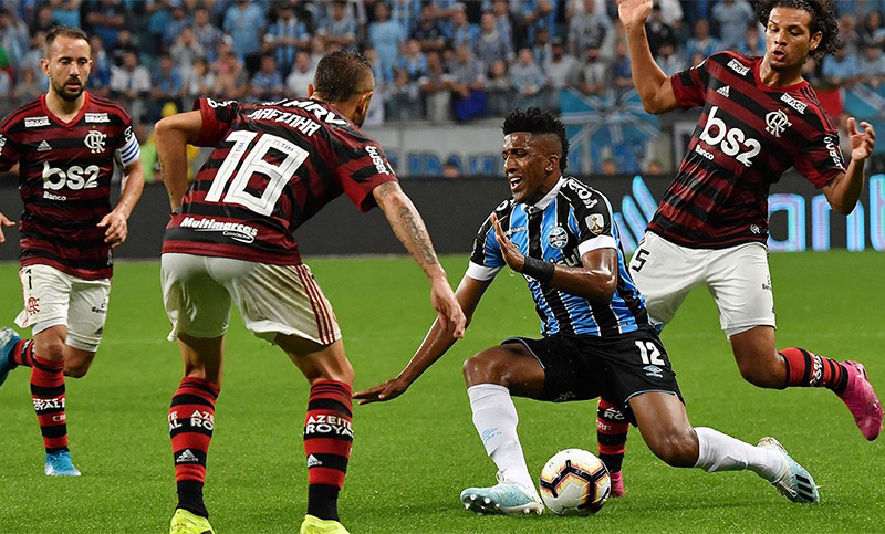 Flamengo y Gremio definen al finalista brasileño de la Copa Libertadores