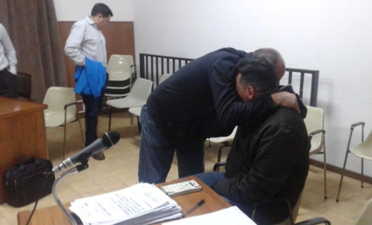 Perdonó y suspendió el juicio del motociclista que chocó y mató a su madre