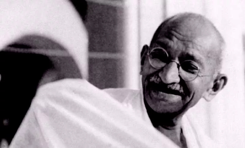 “Amar a todos incluso a los enemigos”, la gran lección de Gandhi