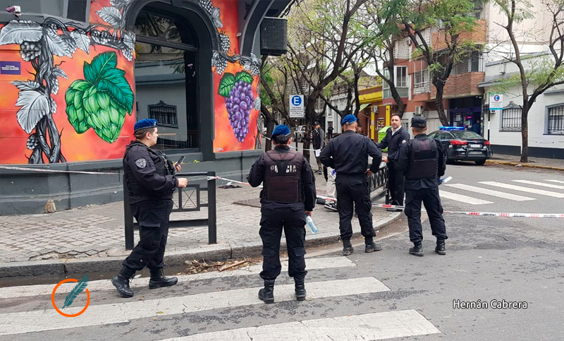 Robo, tiroteo, heridos y huida en pleno centro de la ciudad