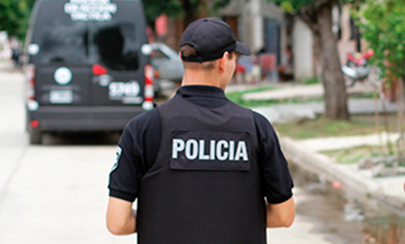 Una resolución de Bullrich habilita a las fuerzas de seguridad a pedir documentos en trenes