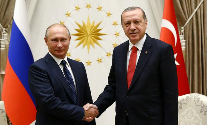 Putin y Erdogan afianzan su posición en Siria con un acuerdo tras la retirada de EEUU