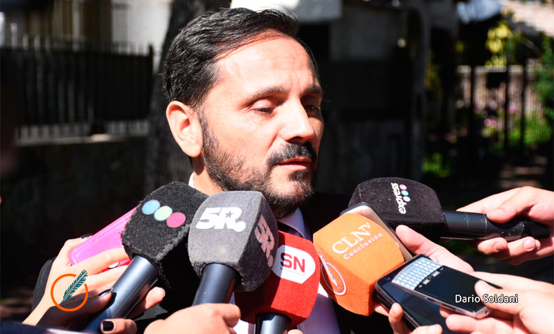 Balacera en Alberdi: «Los atacantes cortaron la electricidad, rompieron la puerta y comenzaron a disparar»