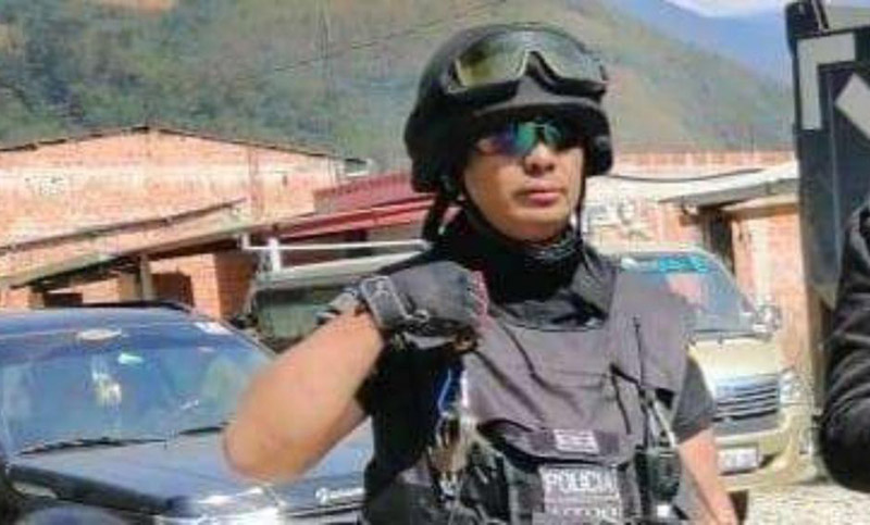 Un jefe policial de Bolivia murió al caerse de la moto 