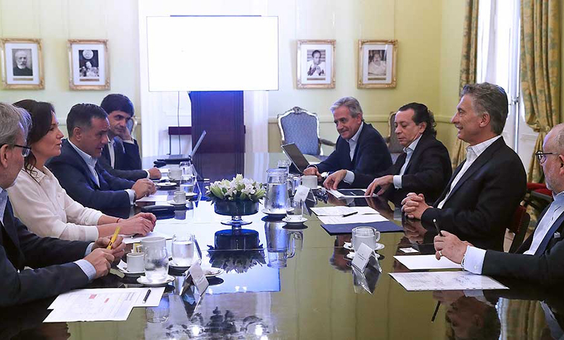 Macri encabeza una reunión de Gabinete y luego presentará un informe ministerial