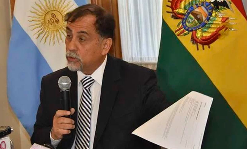 El embajador argentino en Bolivia lamentó el «nivel de violencia e intolerancia» y la agresión a los periodistas