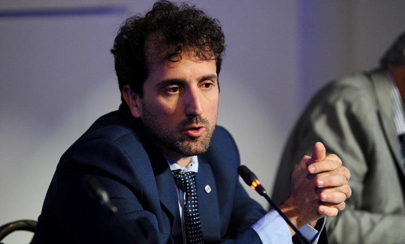 Para la UIA, el futuro gobierno debe estabilizar el tipo de cambio pero no dejarlo fijo: «El dólar está alto»