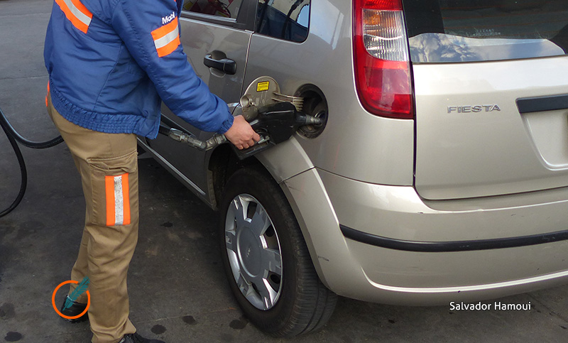 Gobierno aumentó el impuesto a los combustibles y podrían volver a subir los precios