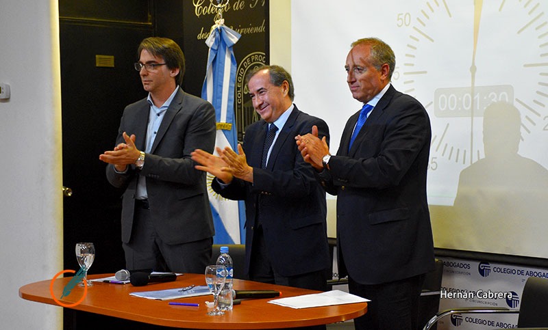 Se realizó el primer debate entre candidatos a la presidencia del Colegio de Abogados