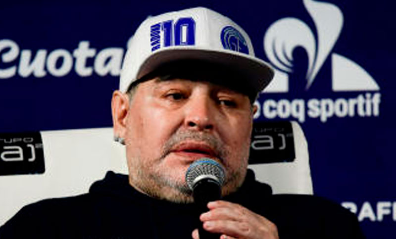 Maradona aseguró que permanecerá hasta junio en Gimnasia y Esgrima La Plata