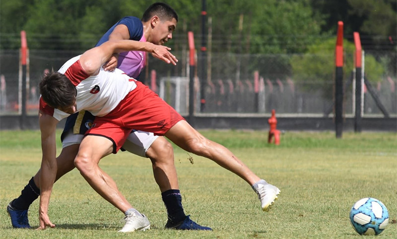 Los suplentes de Newell’s golearon en un amistoso a Tiro Federal