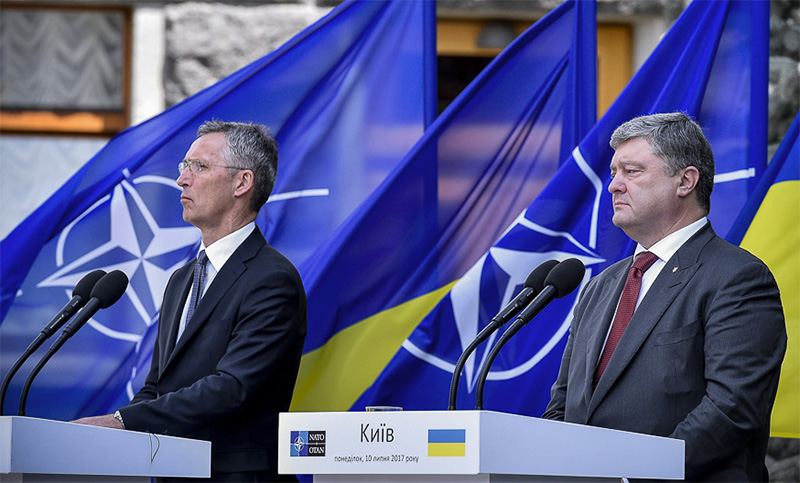 Para Rusia, la OTAN busca «dividir Europa» y «actúa destructivamente» en Ucrania