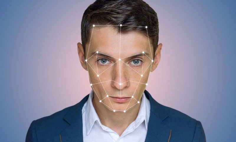 Facebook prueba un sistema de identificación basado en imágenes faciales