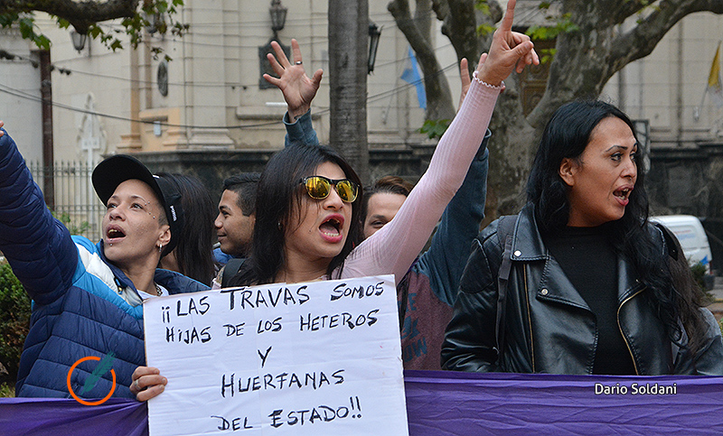 El colectivo trans y travesti de Rosario exige que el Estado provincial se haga cargo del centro de día y comedor