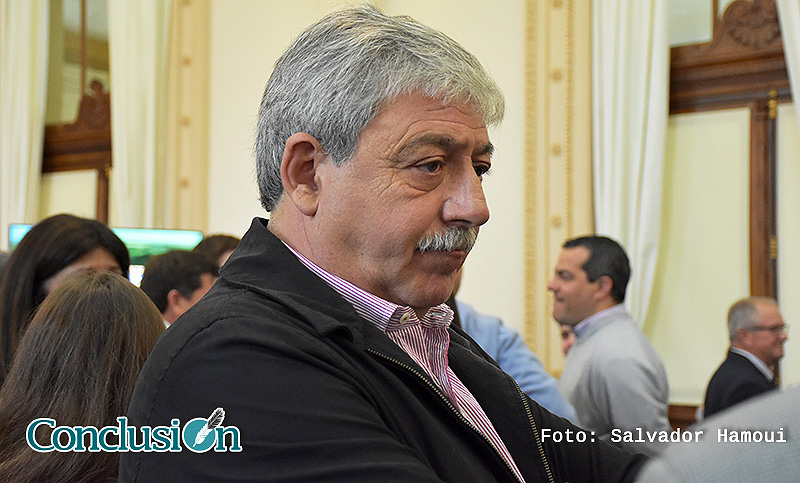 Para Buzzi el procesamiento por el corte de rutas evidencia «ensañamiento con el campo»